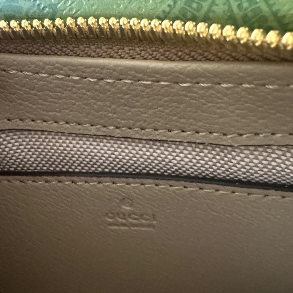 Gucci Beige Clutch with Gold Chain - Picture 10 of 13